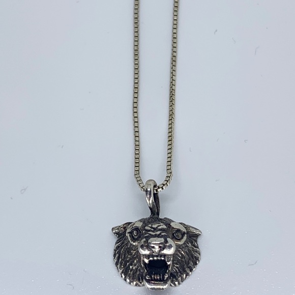 Sterling Silver Tiger Necklace! Like new! - Picture 1 of 4